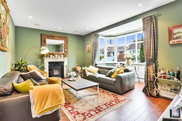 Photo 2 — Crichton Road, Carshalton, SM5 3LS