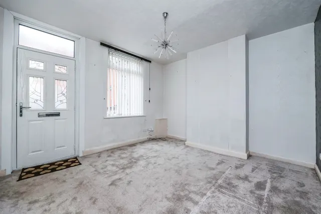 Bentinck Street, Hucknall, NG15, photo 2