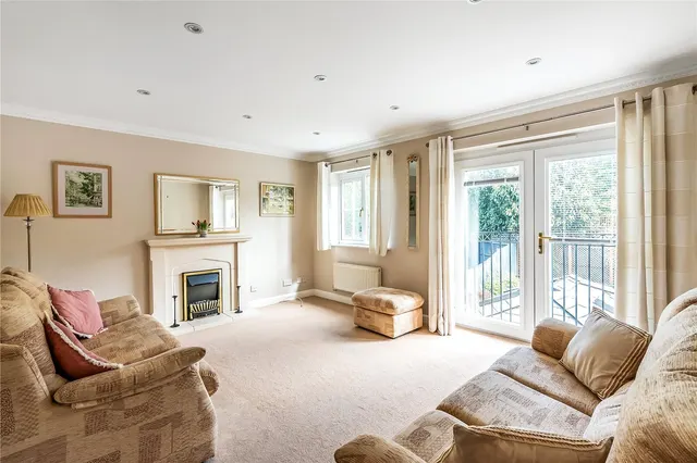 East Road, Reigate, RH2, photo 3