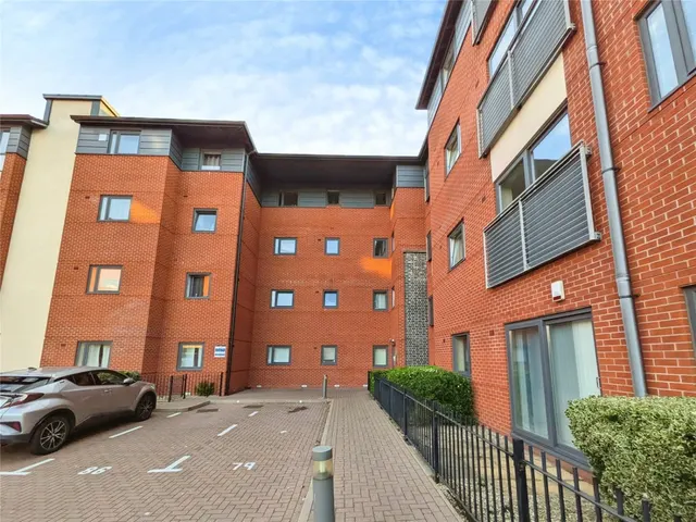 Broad Gauge Way, Wolverhampton, WV10, photo 2