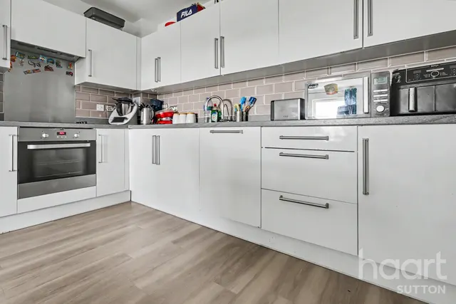 London Road, Wallington, SM6, photo 3