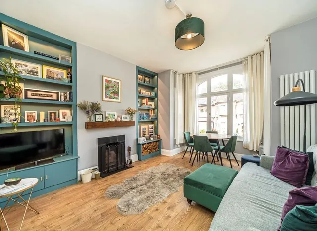 Photo 2 — Hillcourt Road, East Dulwich, SE22