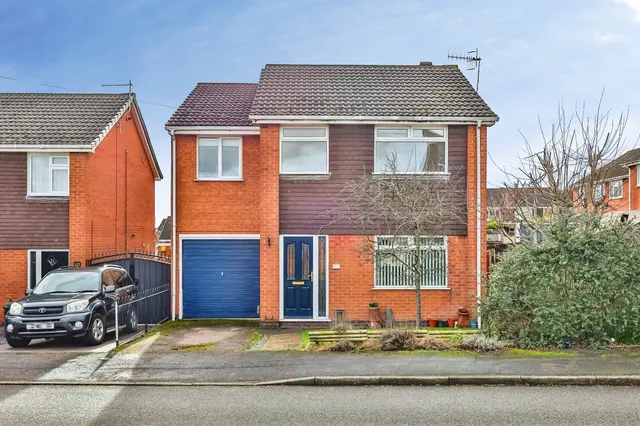 Springfield Gardens, Ilkeston, DE7, photo 1