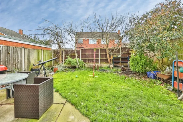 Springfield Gardens, Ilkeston, DE7, photo 2