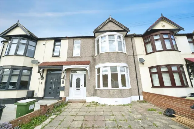Breamore Road, Ilford, IG3, photo 1
