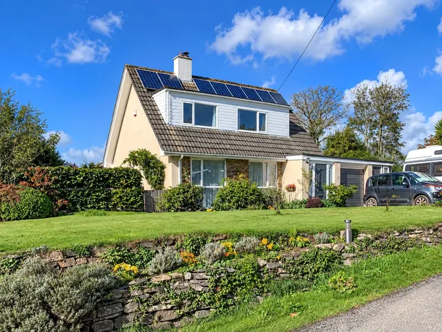 4 bedroom house, Lewannick Close, Lewannick, PL15