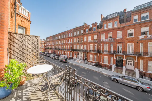 Rosary Gardens, London, SW7, photo 1