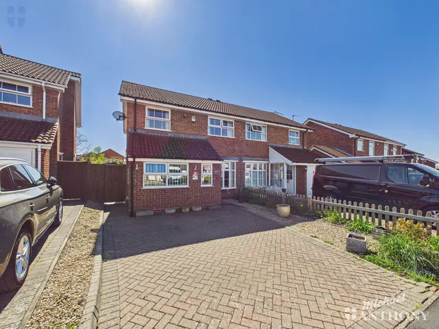 Elham Way, Aylesbury, HP21 9XN, photo 1