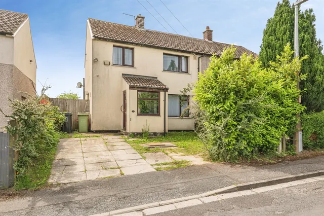 Sandene Avenue, Crosland Moor, Huddersfield, photo 1