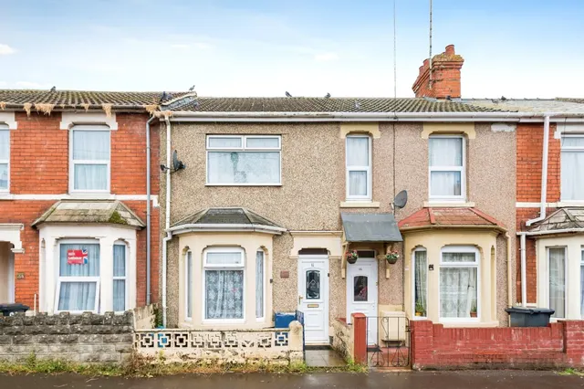 Salisbury Street, Swindon, SN1, photo 1