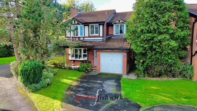 Underwood Close, Macclesfield, SK10, photo 1
