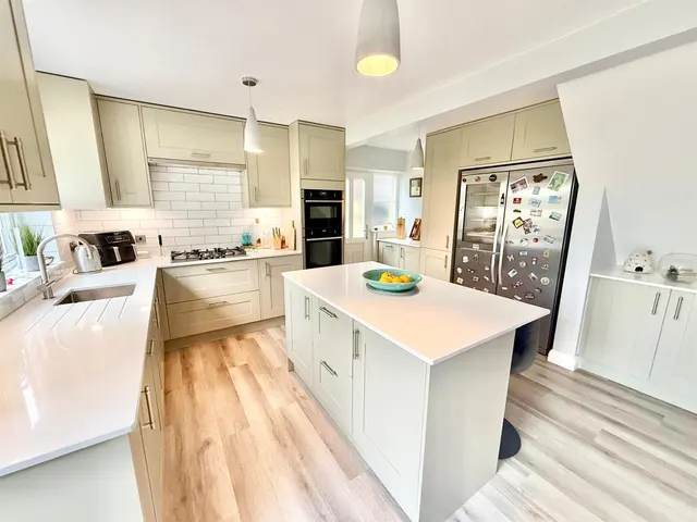 Underwood Close, Macclesfield, SK10, photo 3