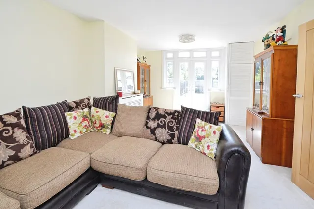 Photo 3 — Hanworth Road, Whitton, Hounslow, TW4