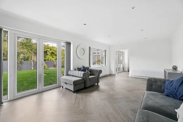 Photo 3 — Nursery Close, Stevenage, Stevenage, SG2 8SD