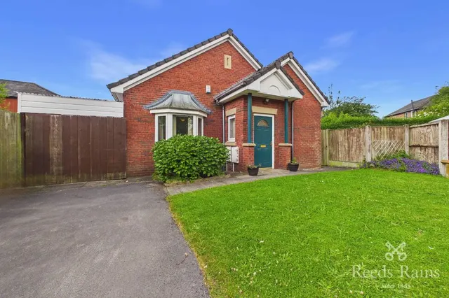 Oakham Avenue, Manchester, Greater Manchester*, M20, photo 1