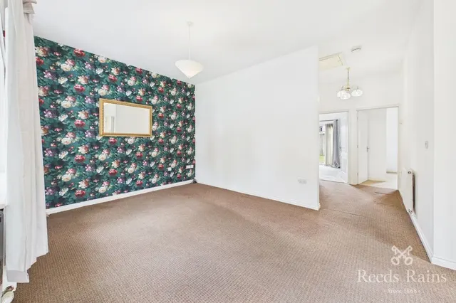 Photo 3 — Oakham Avenue, Manchester, Greater Manchester*, M20