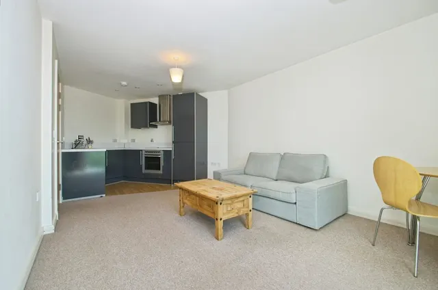 Havannah Street, Cardiff, CF10, photo 1