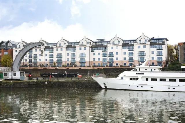 The Quays, Cumberland Road, Bristol, BS1 6UQ, photo 1