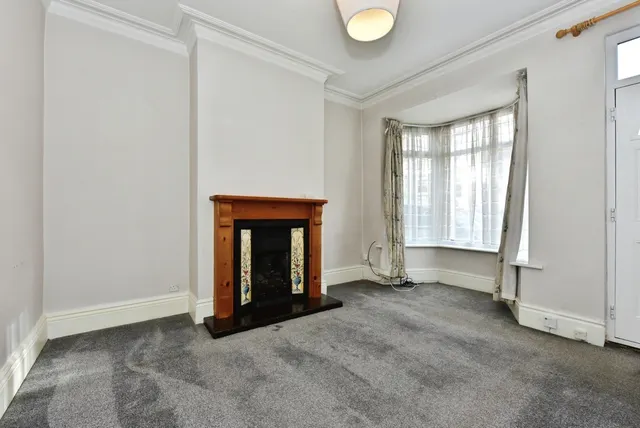 Photo 3 — Burgoyne Road, Sheffield, S6