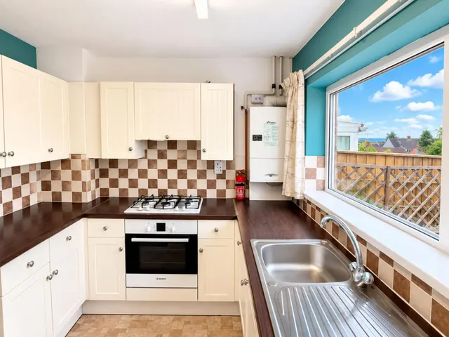 Bourn Rise, Exeter, EX4, photo 2