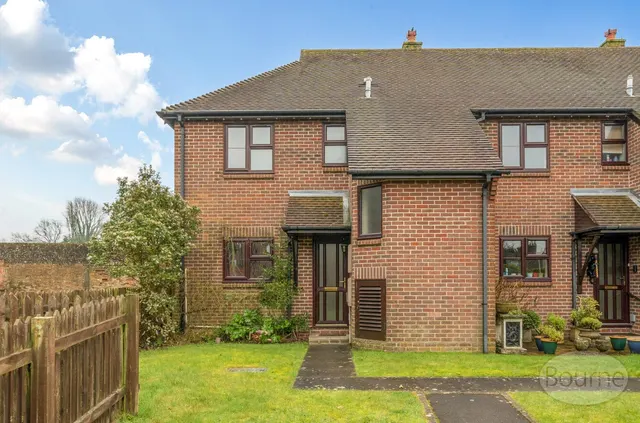 Dragon Street, Petersfield, GU31, photo 1