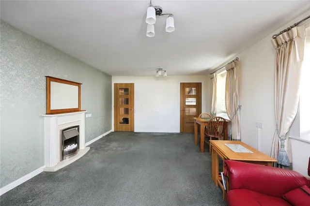 Foxes Road, Newport, PO30, photo 3