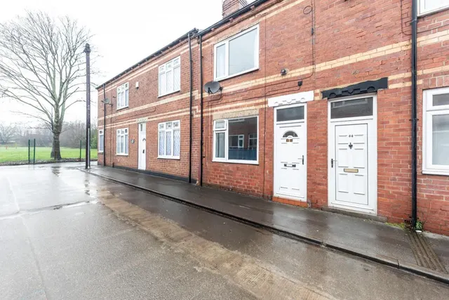 Crowther Street, Castleford, photo 1