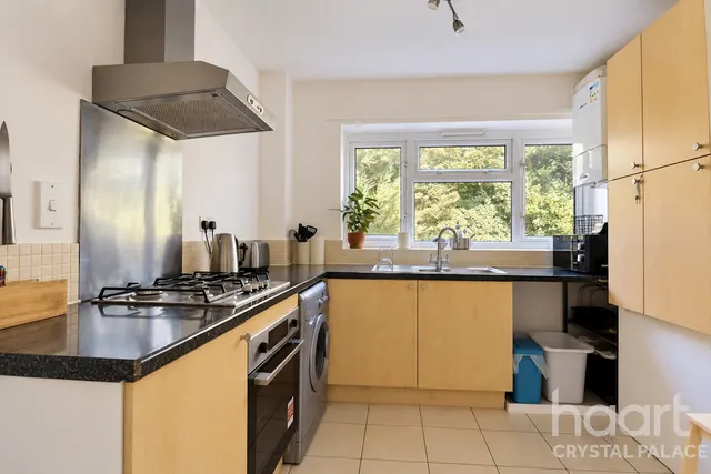 Lullington Road, London, SE20, photo 3