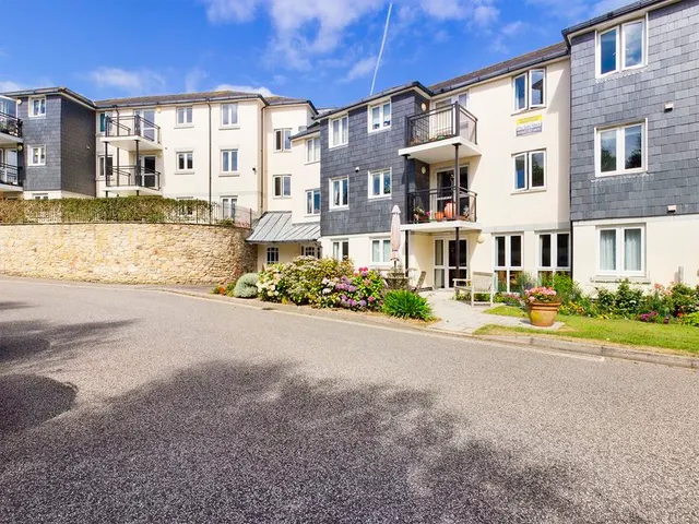 Trevithick Road, Camborne, photo 1