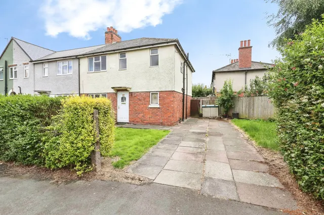 Lawn Avenue, Stourbridge, photo 1