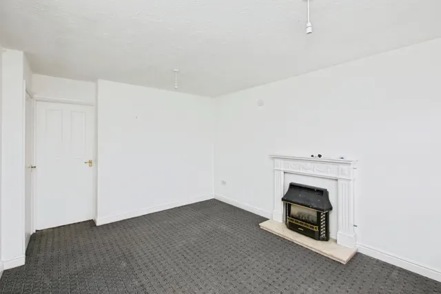 Roseheath Close, Sunnyhill, DE23, photo 3