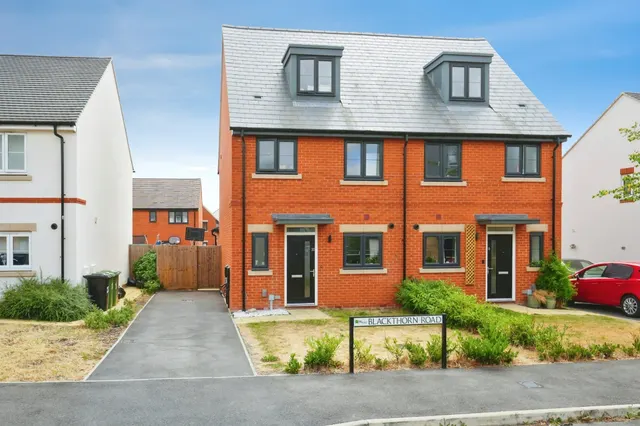 Blackthorn Road, Wantage, OX12, photo 1