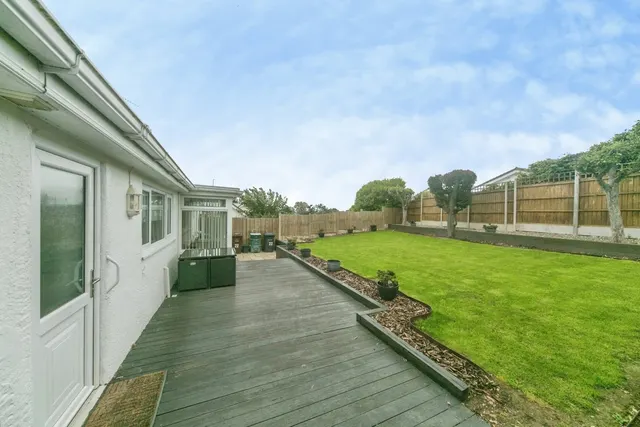 Rochester Way, Rhos on Sea, LL28, photo 2