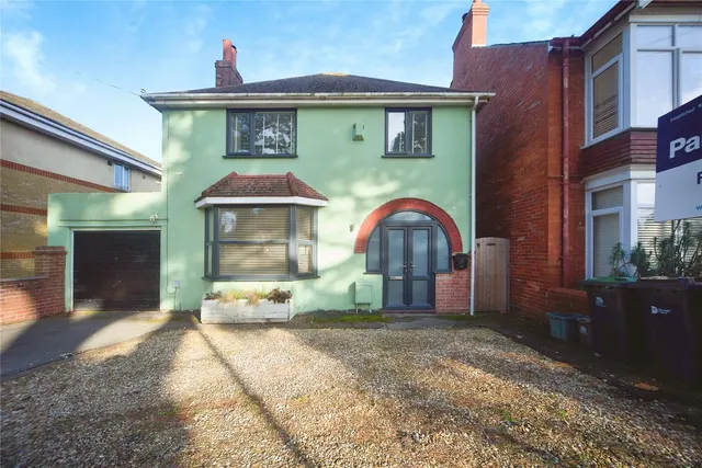 Newstead Road, Weymouth, DT4, photo 1