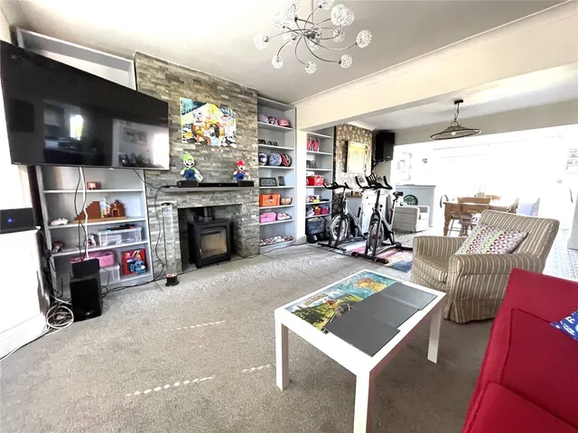 Newstead Road, Weymouth, DT4, photo 3
