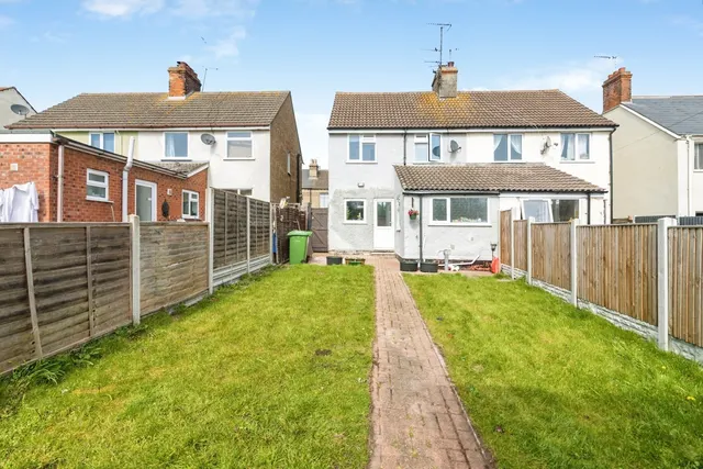 Photo 2 — Kimberley Road, Lowestoft, Suffolk, NR33