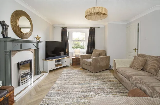 Bransholme Drive, York, YO30, photo 2