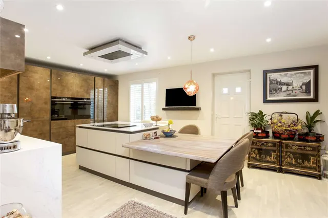 Trevelyan Court, Windsor, Berkshire, SL4 3SE, photo 1