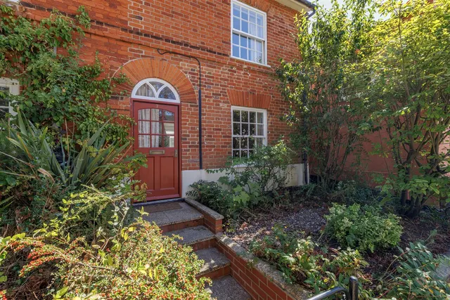 Station Road, Halesworth, IP19, photo 2