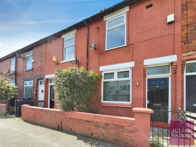 Wilton Street, Reddish, SK5, photo 1