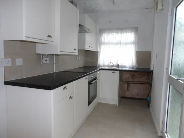 Barker Street, Huthwaite, NG17, photo 2
