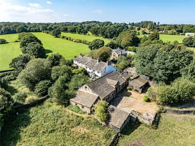 11 bedroom house — Heaton Royds Estate, Shay Lane, Bradford, West Yorkshire, BD9 6SH