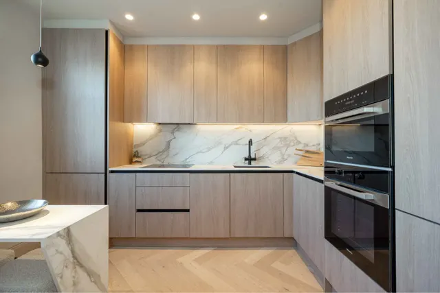 Photo 3 — Gloucester Terrace, London, W2