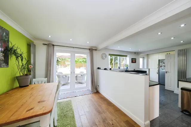 Diamond Avenue, Mansfield, NG21, photo 3