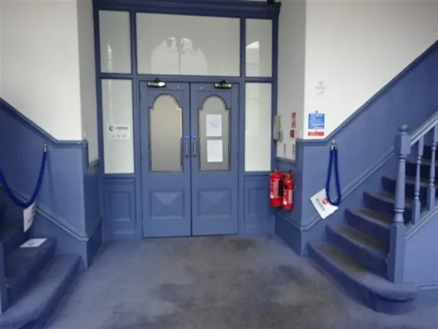 Blakeridge Lane, Batley, WF17, photo 2