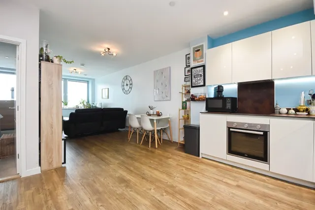 Eagle Way, Great Warley, CM13, photo 1
