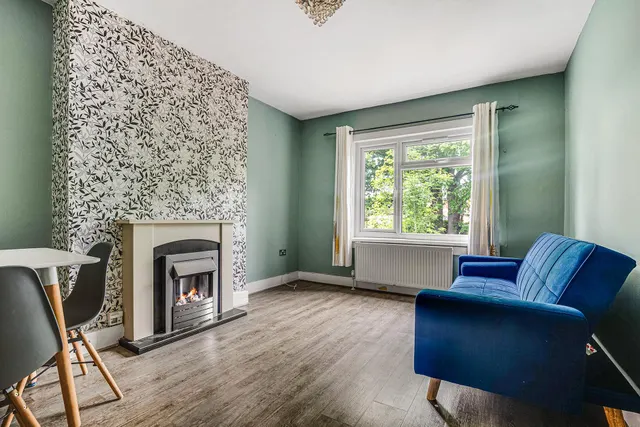 Garratt Road, Edgware, HA8, photo 3