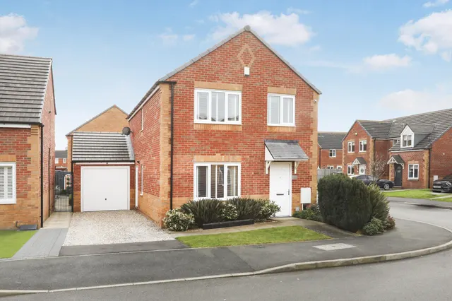 Cemetery Road, Langold, S81, photo 1