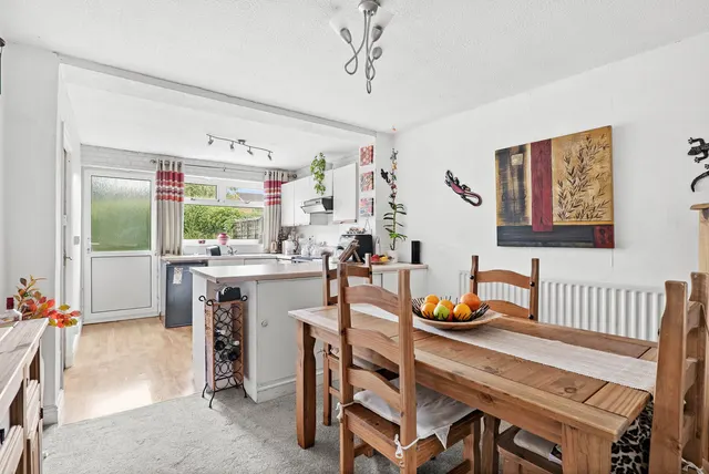 Photo 2 — Broadwas Close, Redditch, B98 8QB