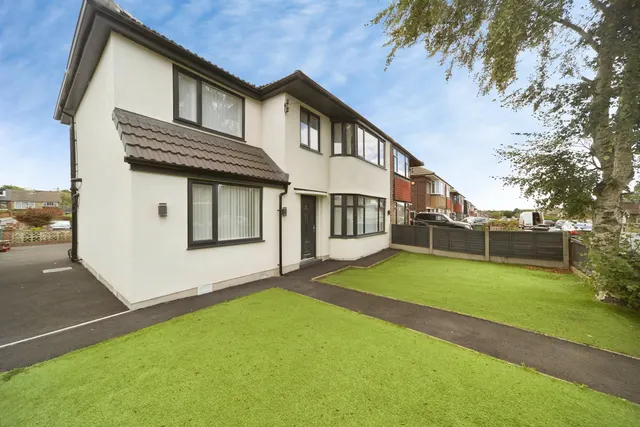Chatsworth Road, Pudsey, photo 1